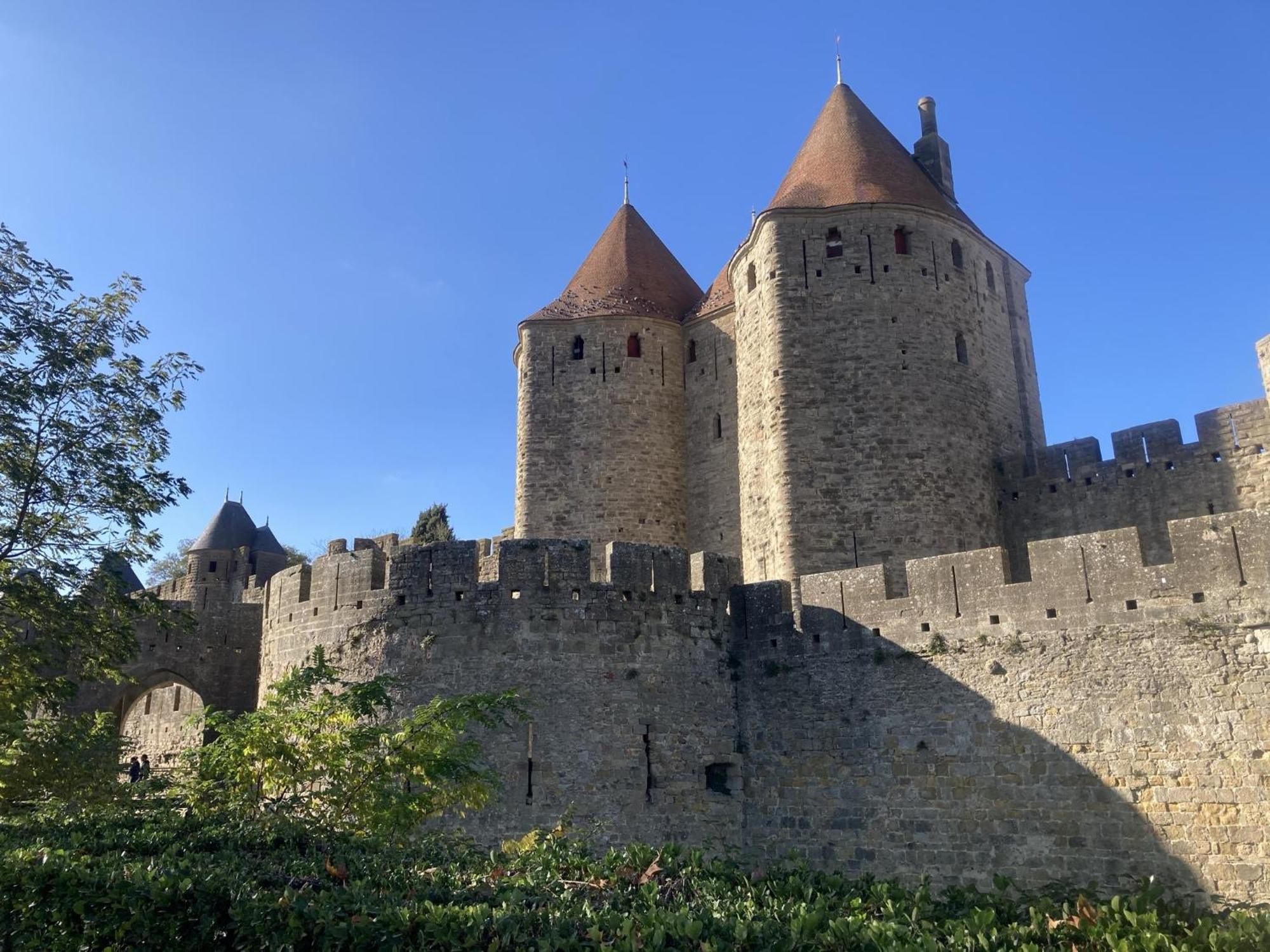 Les Deux Chevaux Chambres D'Hotes Rouvenac Экстерьер фото