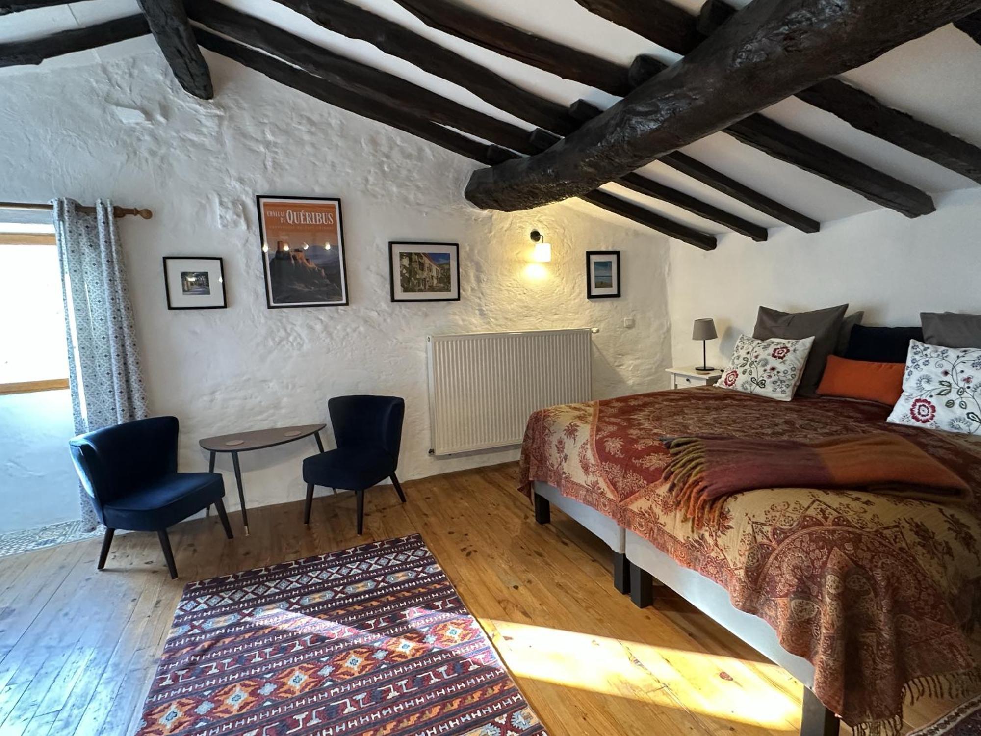 Les Deux Chevaux Chambres D'Hotes Rouvenac Экстерьер фото
